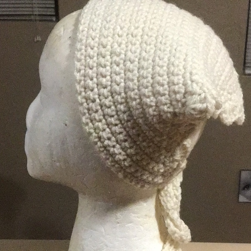 Cocoa’s Bonnets - Picture 2 of 7